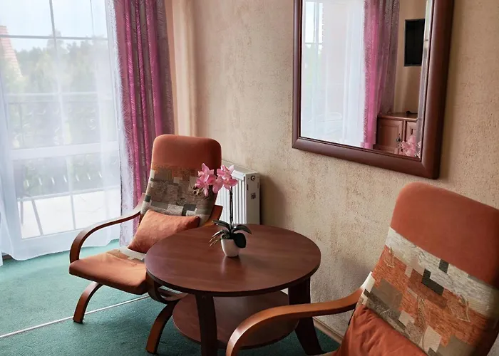 Michalek W Rowach ロビ